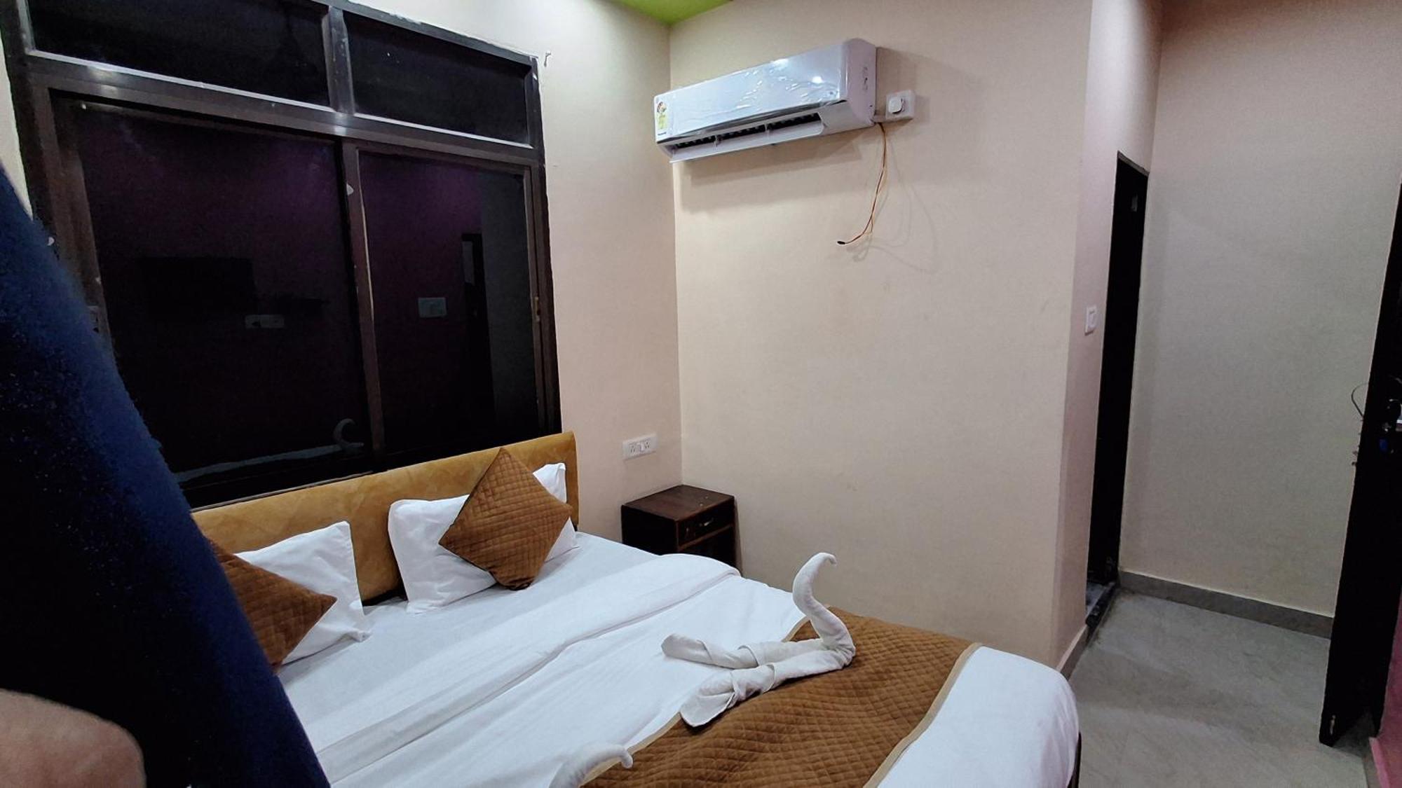 Shree Balaji Paying Guest House Váránaszi Kültér fotó